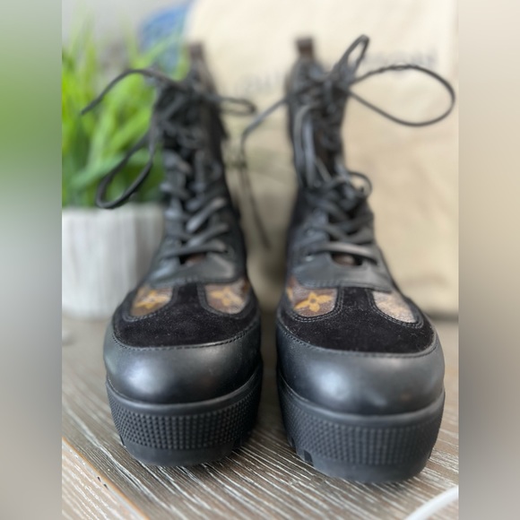 Authentic louis vuitton laureate platform desert bootsin - Picture 2 of 9